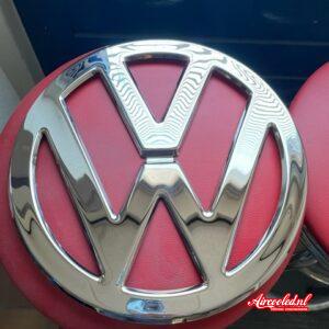 Logo spijlbus chroom